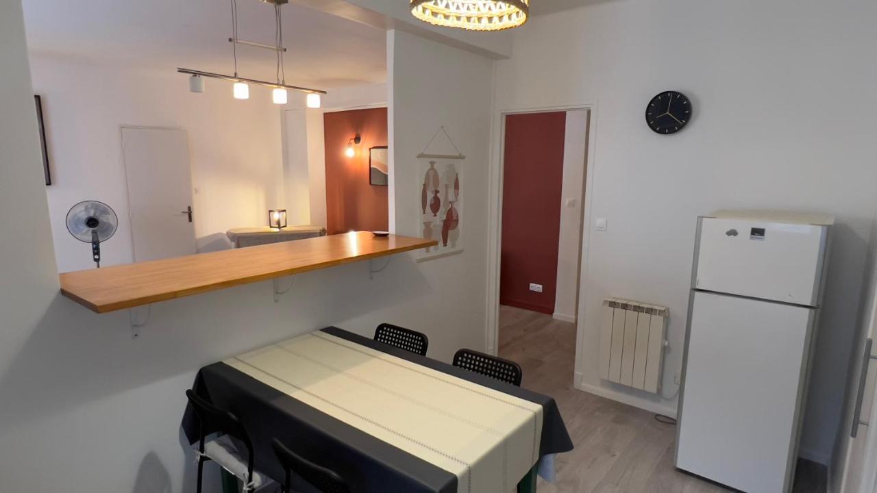 Escale Marseillaise, Grand T2 Calme, Pres Du Vieux Port Pour 2 A 4 Personnes, Nettoyage Rigoureux Apartamento Marsella Exterior foto